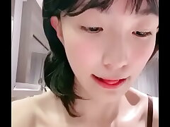Javポルノ～若い女子校生がオナニーの仕方を教えてくれる