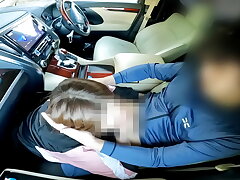 暴露される！Jav女優、熱い車の中で見知らぬ男と浮気！