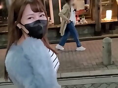 爆乳と爆尻！本物の巨乳日本人女性、海崎奈々を自宅で犯す