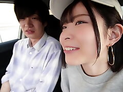 甘美なさつきえなの野外ゴックンアドベンチャーをミルフィーな彼氏と東京で体験する