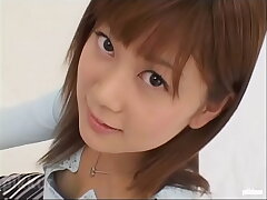 自販機で出会ったJAV美女を想像してオナニーする淫乱女